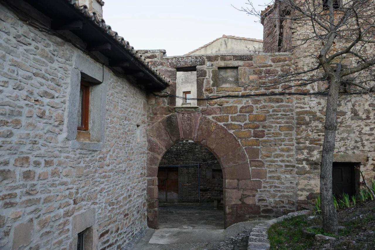 Unduesina Albergue Undues De Lerda Kültér fotó