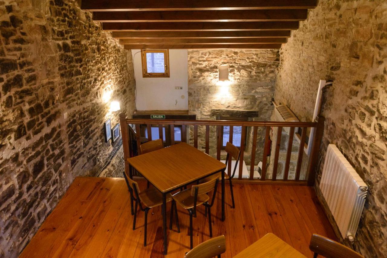 Unduesina Albergue Undues De Lerda Kültér fotó